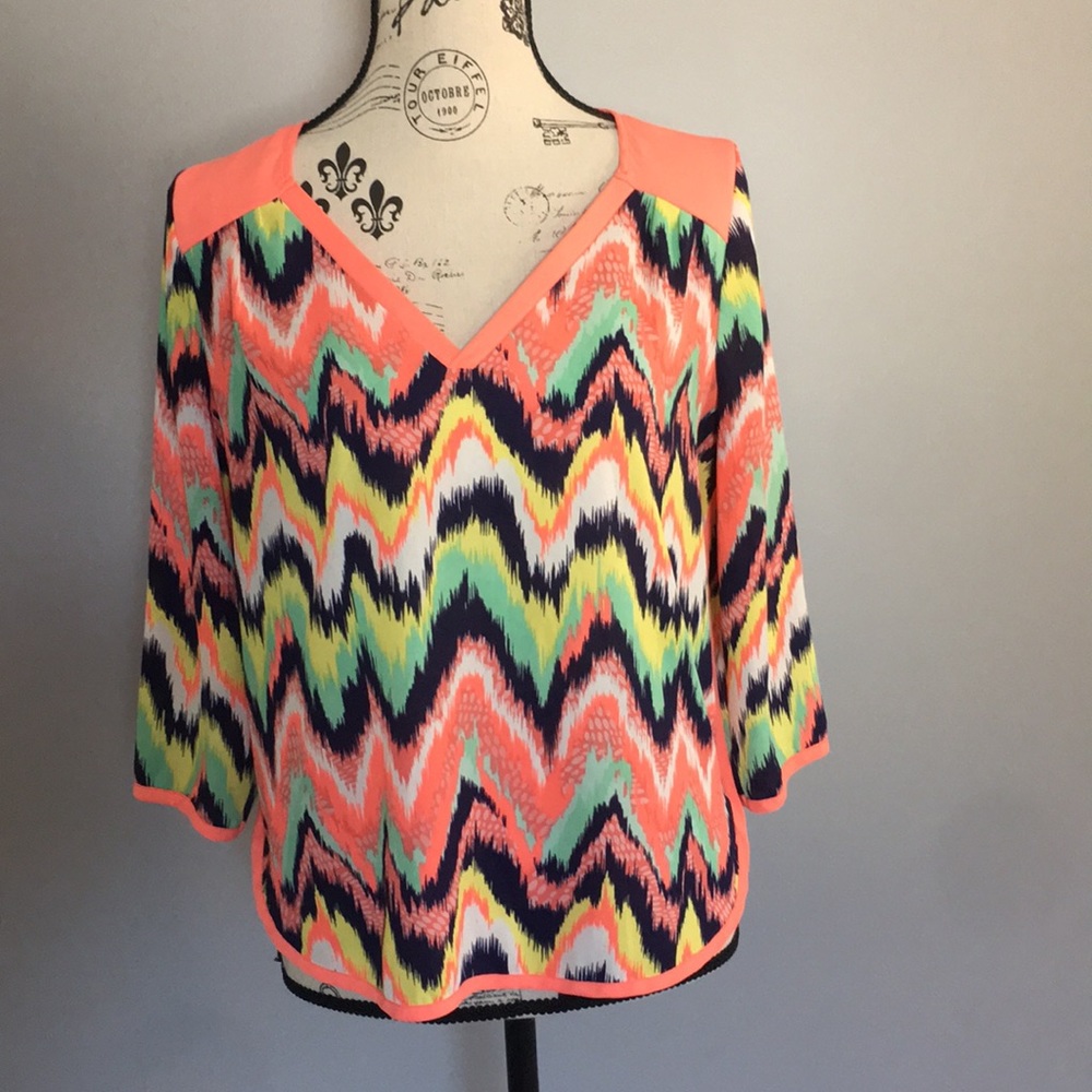 Sequin Hearts Coral 3/4 length sleeve chevron top